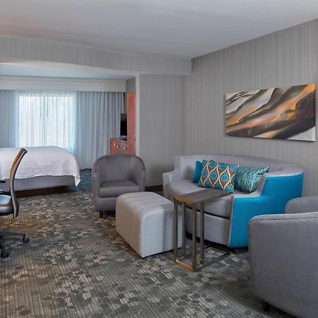 Courtyard By Marriott Albany Thruway Hotel Buitenkant foto