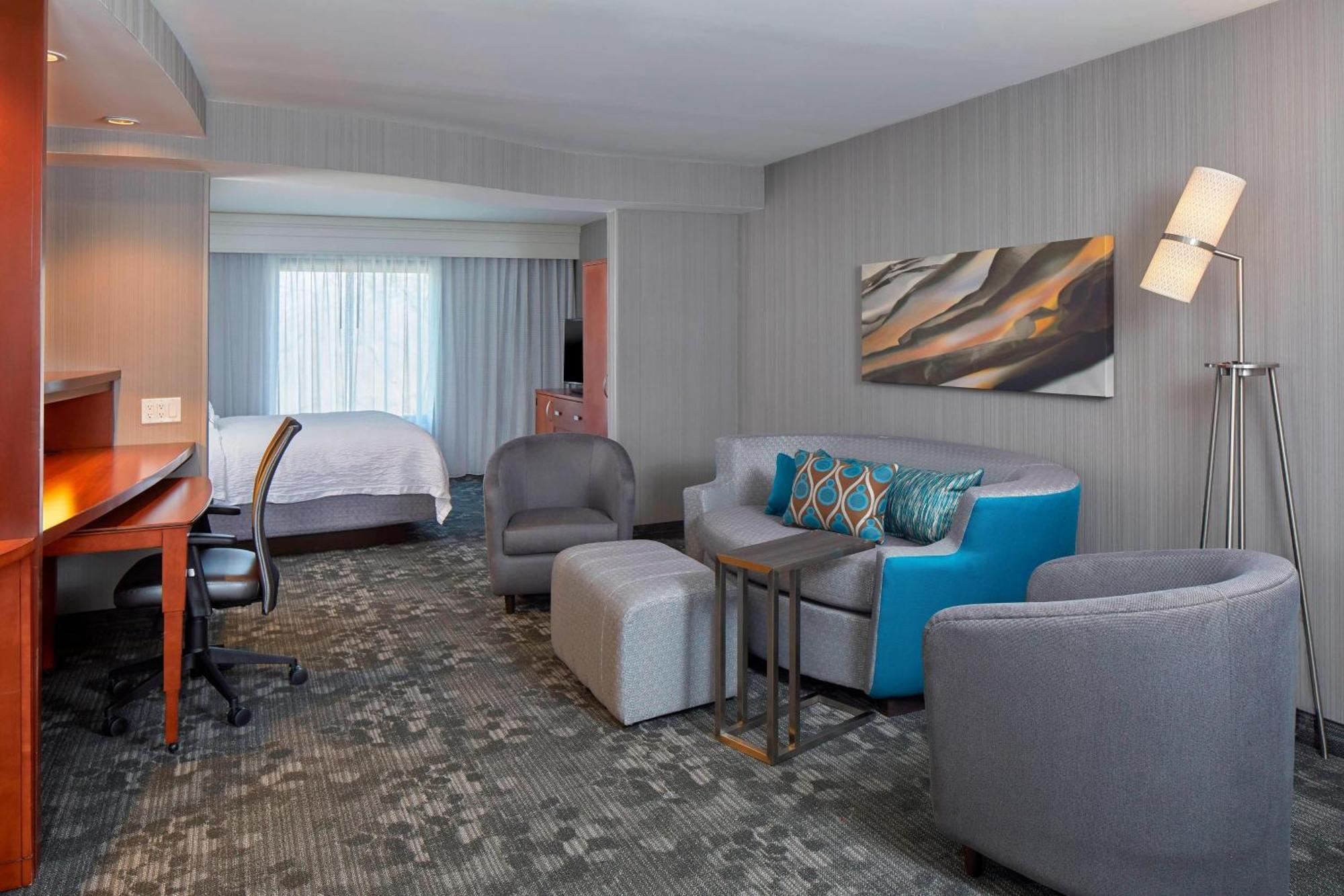 Courtyard By Marriott Albany Thruway Hotel Buitenkant foto