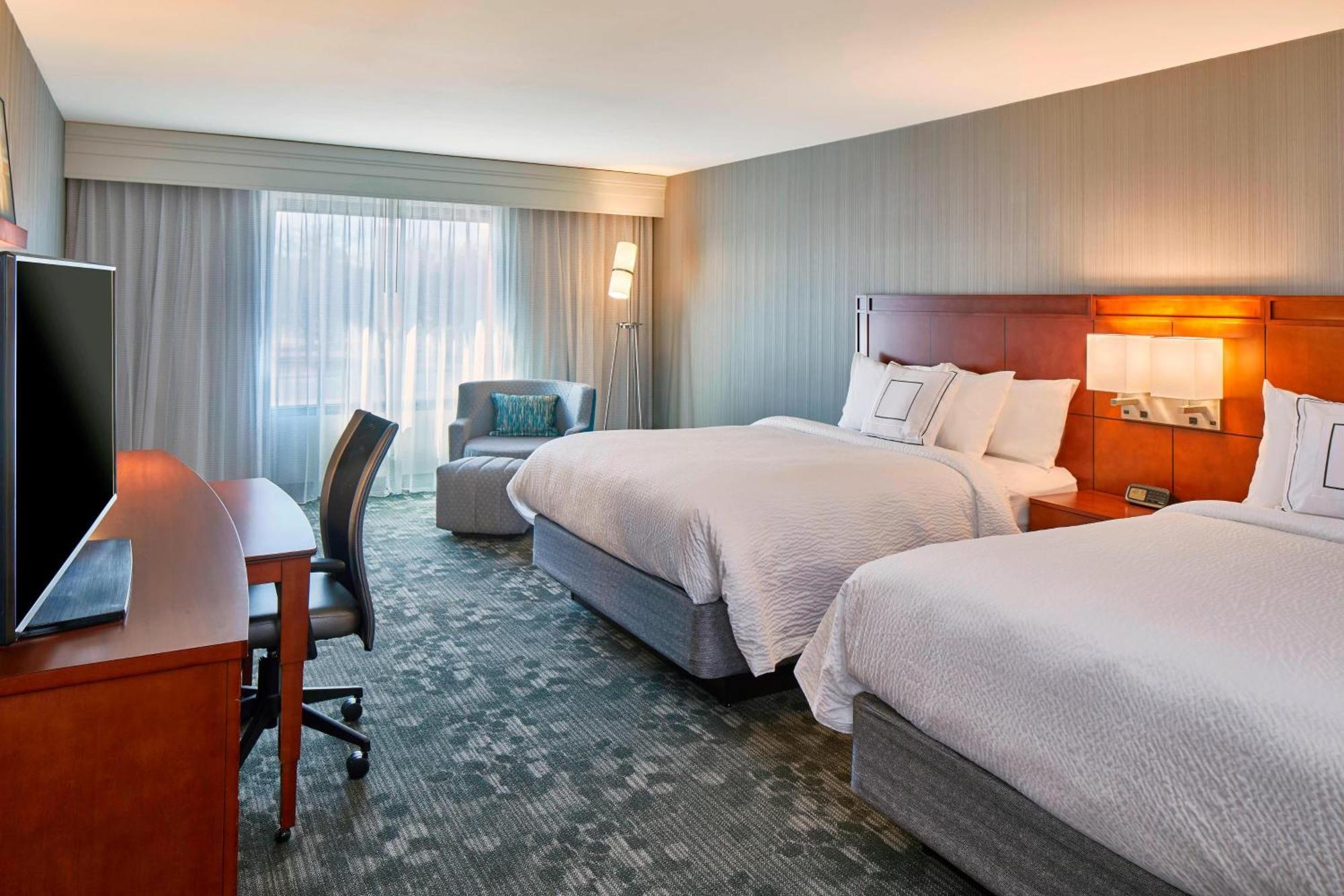 Courtyard By Marriott Albany Thruway Hotel Buitenkant foto