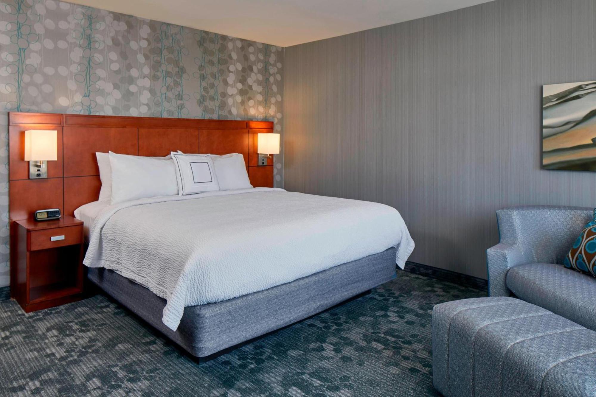 Courtyard By Marriott Albany Thruway Hotel Buitenkant foto